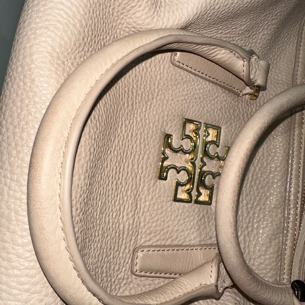 Tory Burch Pink Pebbled Leather Satchel with Gold Logo - Picture 12 of 16